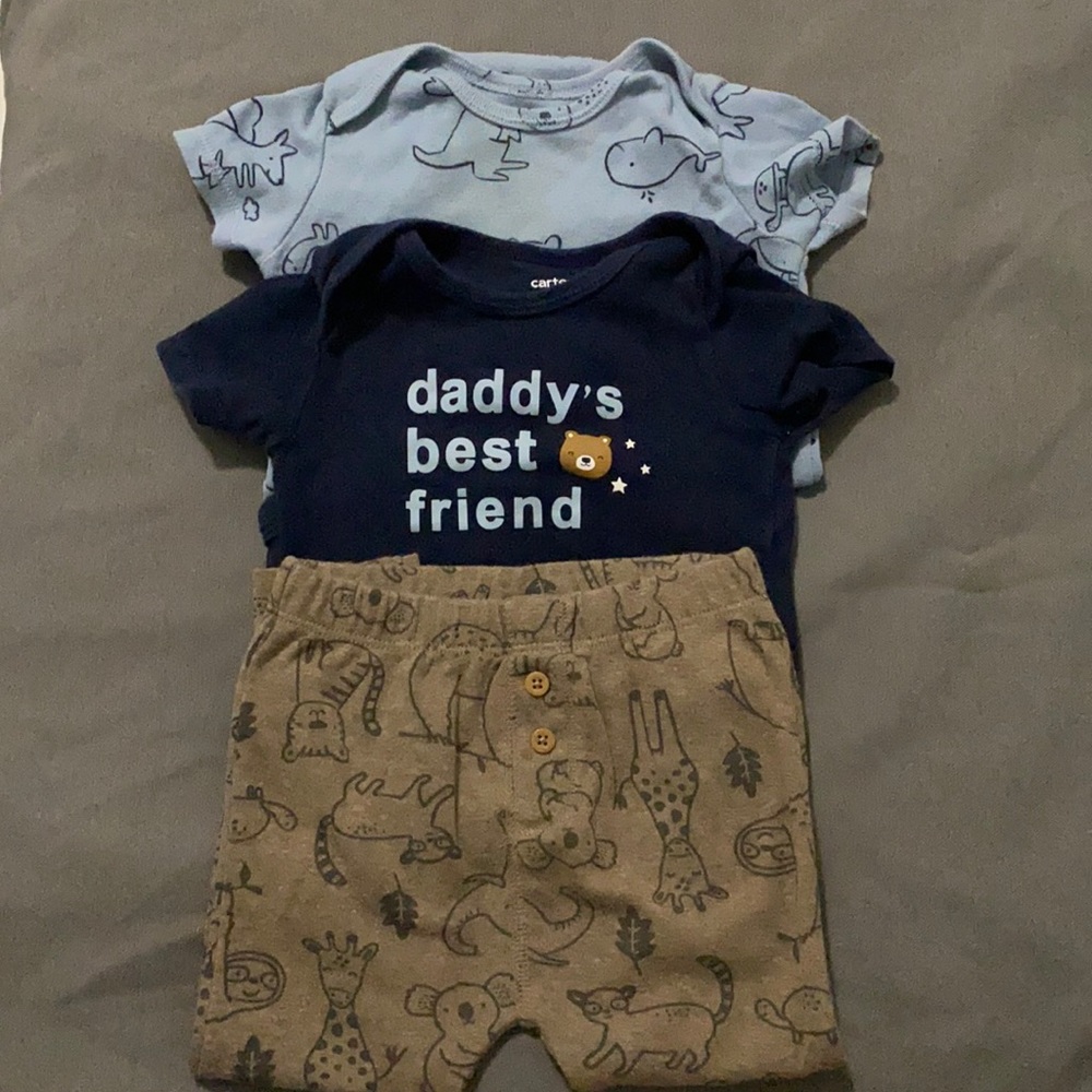3 piece Carter’s set